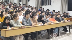 高职院组织开展学习十九届五中全会精神专题团课