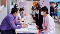 高等职业技术学院、附设中医学校成功举办2021届毕业生就业“双选会”