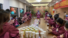 元宵佳节莫锦荣书记通过线上慰问附属医院抗疫一线的队员