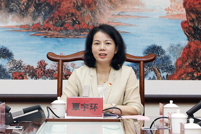 覃宇环web.jpg 覃宇环web.jpg