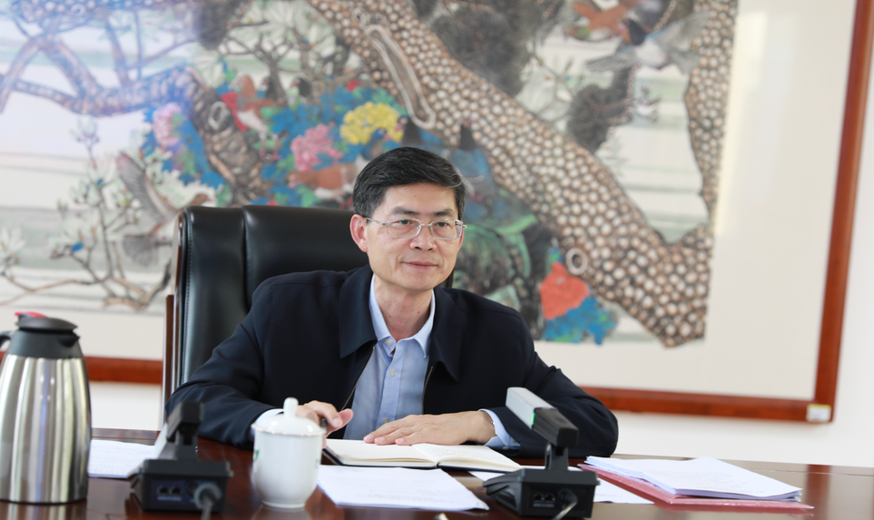 何并文副书记讲话
